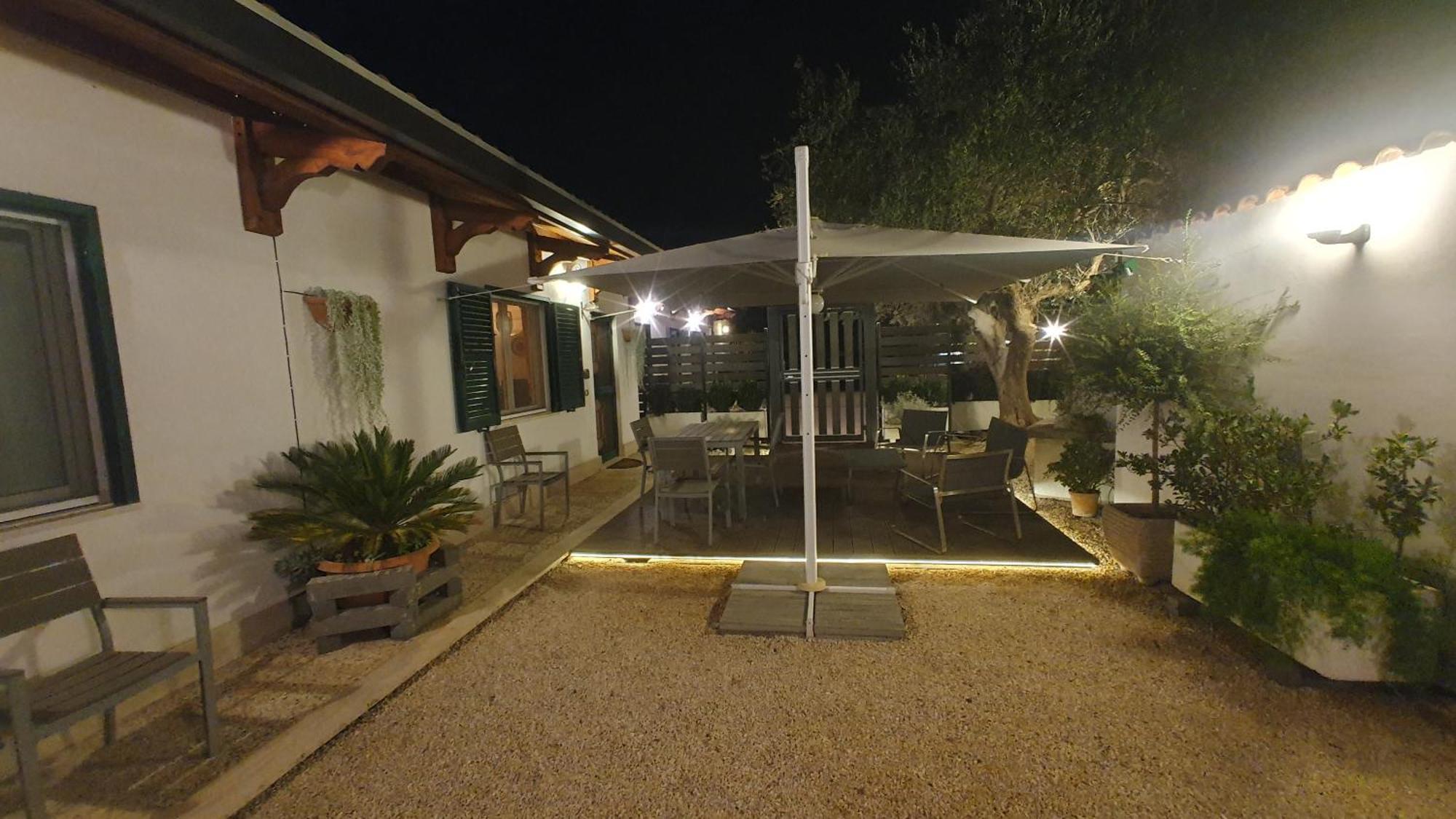 Apartment Lilli Urban Garden - Private Garden And Reserved Free Parking In Detached House Surrounded By The Greenery Of *